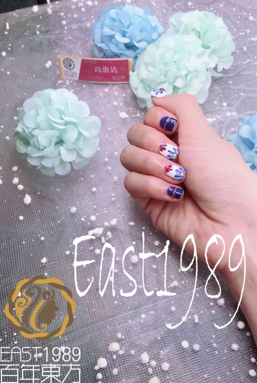  青花美甲怎么做？保定東方技工學(xué)校教你巧做美甲！