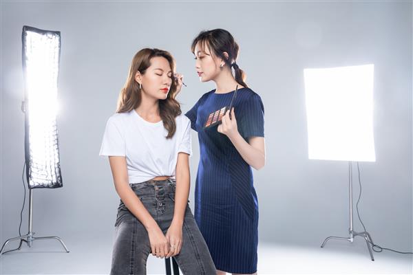 淄博哪里可以學(xué)習(xí)化妝？