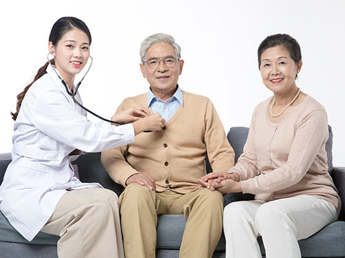 現(xiàn)在護(hù)理行業(yè)前景如何？唐山護(hù)理學(xué)校哪家比較好？