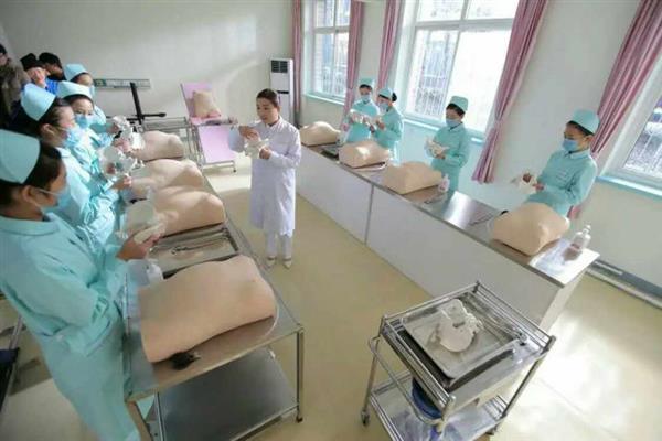 石家莊北方醫(yī)學中等專業(yè)學校有優(yōu)惠政策嗎？畢業(yè)好就業(yè)嗎？