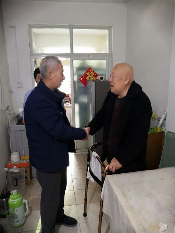 春節(jié)慰問(wèn)0