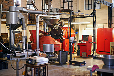 河北省科技工程學校免費班都有什么？