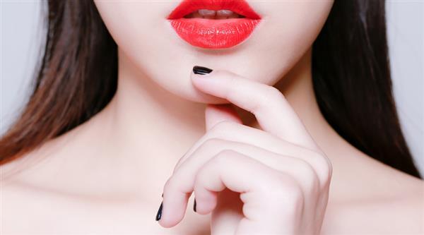 優(yōu)秀發(fā)型師必備哪些素養(yǎng)？煙臺(tái)標(biāo)榜美容美發(fā)培訓(xùn)學(xué)校來(lái)分享！