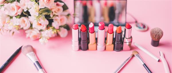 青島哪所學(xué)校開設(shè)了美容化妝課程？
