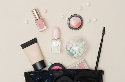 唐山東波威娜美容美發(fā)化妝藝術(shù)學校的美發(fā)課程怎么樣？教授內(nèi)容有什么？