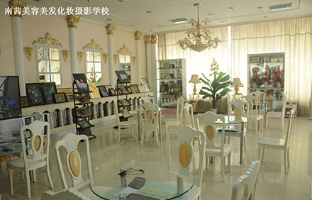 濰坊美甲學(xué)校有哪些課程？