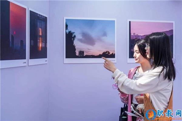 尋找有為青年大賽圓滿收官，助力校園無紙化學(xué)習(xí)再升級