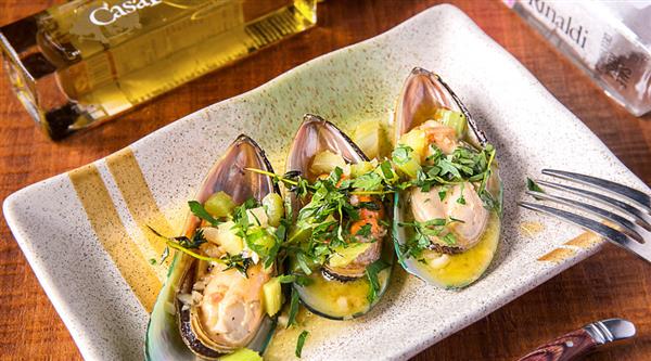 烹飪海鮮有方法？邯鄲工程高級(jí)技工學(xué)校來(lái)分享！