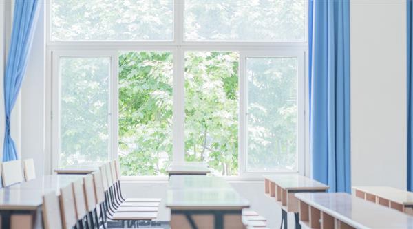 青島市電子信息技術(shù)學(xué)校怎么樣？