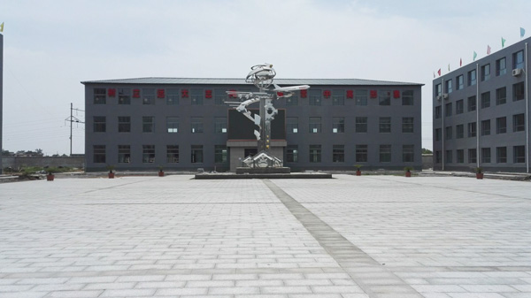 石家莊中英航空學(xué)校有什么就業(yè)保障和獎(jiǎng)勵(lì)措施？