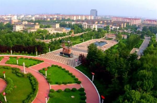 秦皇島渤?？萍贾械葘I(yè)學(xué)校