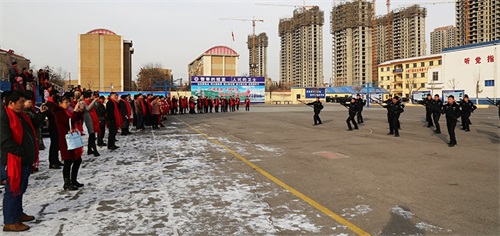 傳遞正能量！山東東營金盾司法學(xué)校隆重舉行期末表彰大會暨家長會