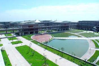 邯鄲學(xué)院清華萬博學(xué)校就業(yè)方便嗎？